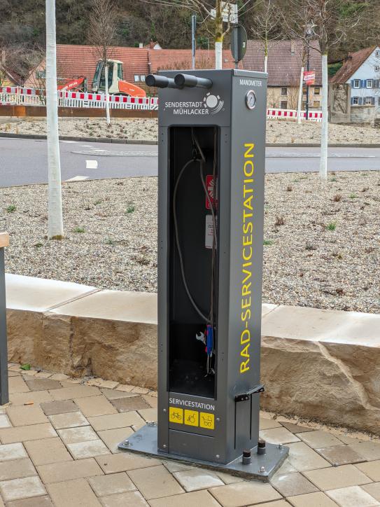 Neue RadService-Station am Marktplatz Dürrmenz