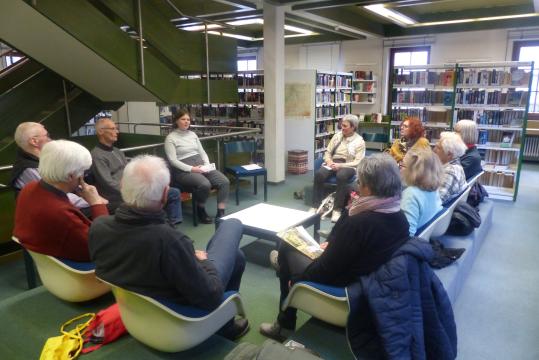 Die neue Klimaschutzmanagerin stellt sich dem Gesprächskreis für kommunalen Klimaschutz vor. 