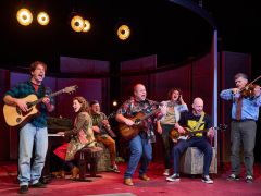 Theater im Uhlandbau: &quot;ONCE&quot;